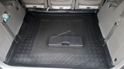 Стелка за багажник за Kia Carnival (2006-2014) 3rd row of seats removed - Image 3