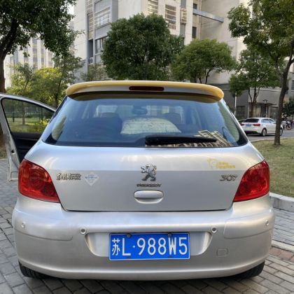 Спойлер антикрило за Peugeot 307 Hatchback 5 doors - черен гланц - Image 2