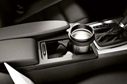 Поставка за чаши за Mercedes C-Class W204 (2007+) / W212 E-CLASS (2008+) - Image 2